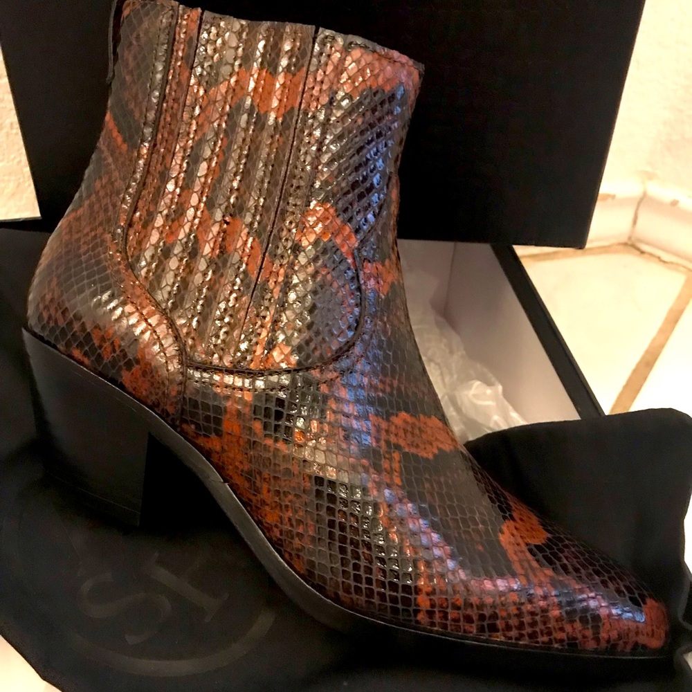 Size 7 ASH Snake print booties